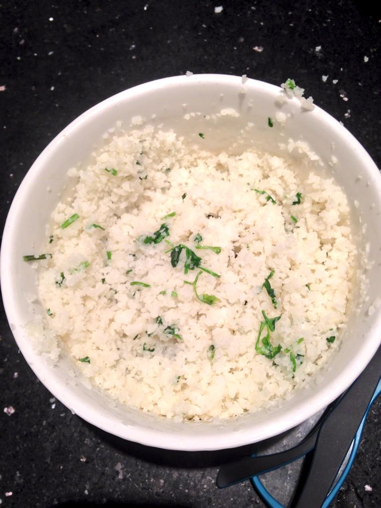 TTRooms's tweet photo. #tweetwhatyoueat #cauliflowerrice #healthy #nocarb #ttrooms #TTR #goodfoodrealfast #eatclean #fitness #thisgirlcan http://t.co/gwRYTJ46LF