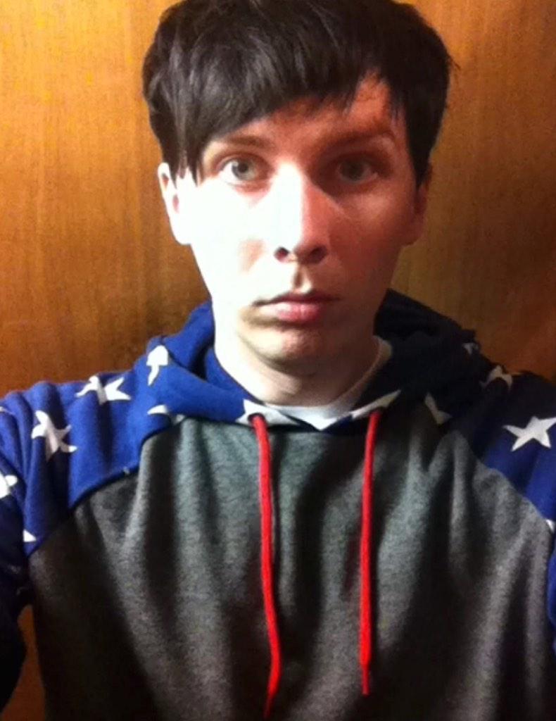 agentsofPHAN's tweet image. “@wowmuchphan: quote this with pictures of phil i need it for a birthday thing”