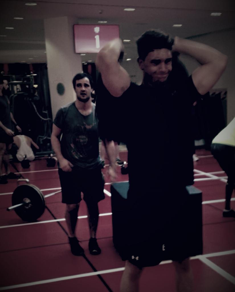 jordandyson21's tweet image. Both happy to see 1 second to go...@TomBroadley10 Cheers for starting us off easy @SimonMbooth 😠 #Gridstrength