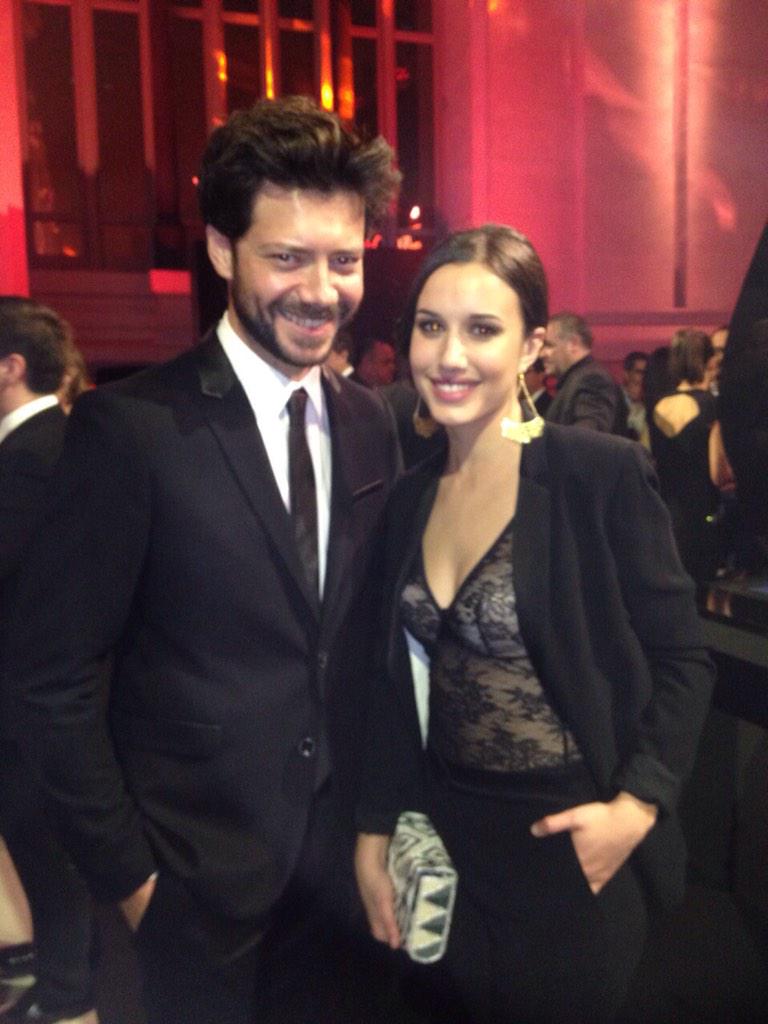 Ariadna_Gaya's tweet image. Hoy es noche de gala! #25añosemocionando @AlvaroMorte
