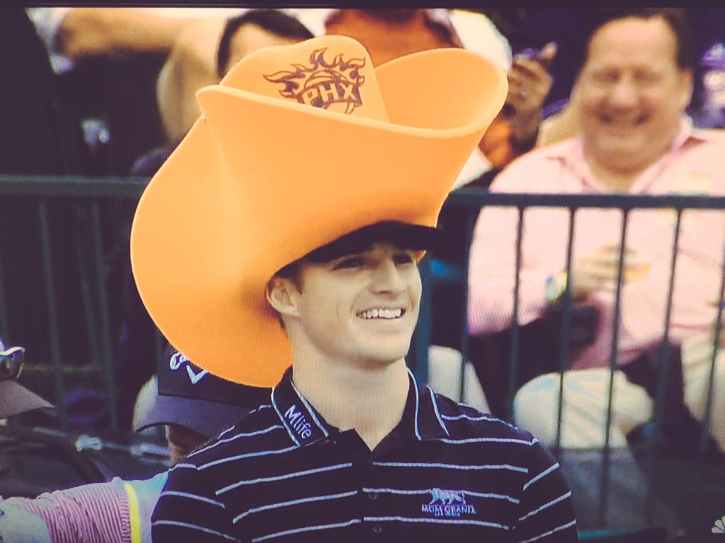 pistolsguys's tweet photo. Here's how Morgan Hoffmann is playing No. 16 at the Phoenix Open today. #okstate http://t.co/gL7asOKWmC