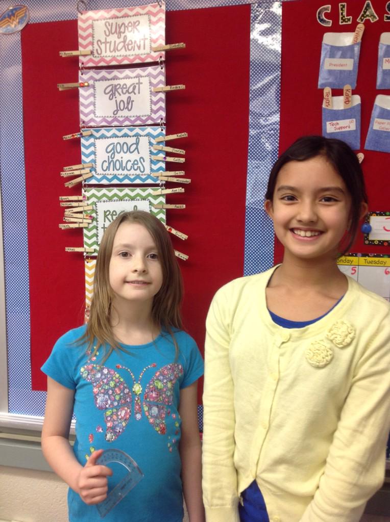 BVWerremeyer4's tweet image. Protractors needed for tonight's homework! This message brought to you by today's Super Students! #measuringangles