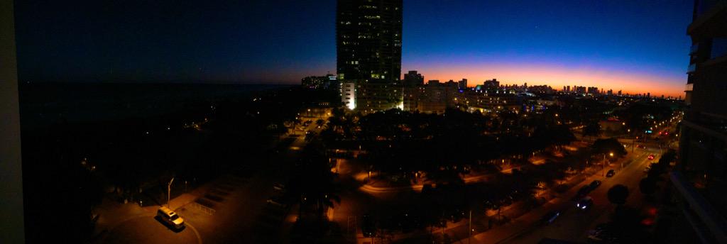 nexuzofficial's tweet photo. In Vice City!๐ #miami #preWMC http://t.co/v5uvGQeLhH