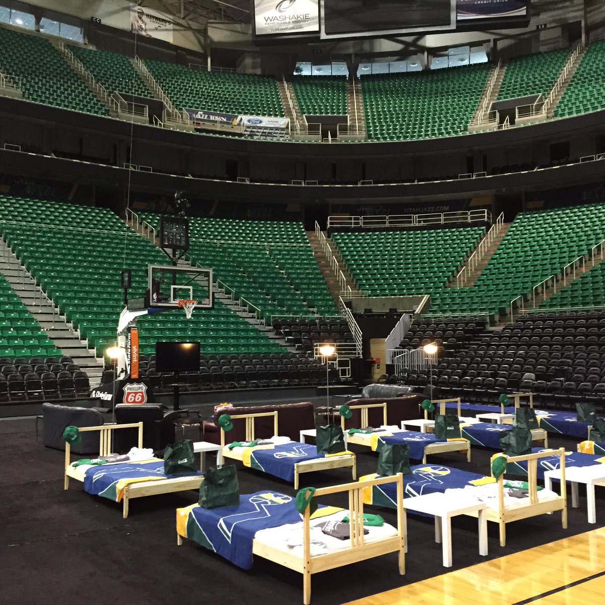 utahjazz's tweet image. They will then sleep in their beds, literally ON the court! #SpriteSleepOver