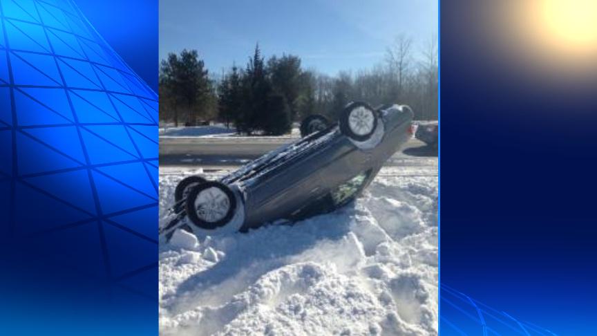 WMTWTV's tweet photo. Trending: Mother, infant uninjured in 295 rollover http://t.co/Bl5DtNFFpN http://t.co/A0KoQWRGSw
