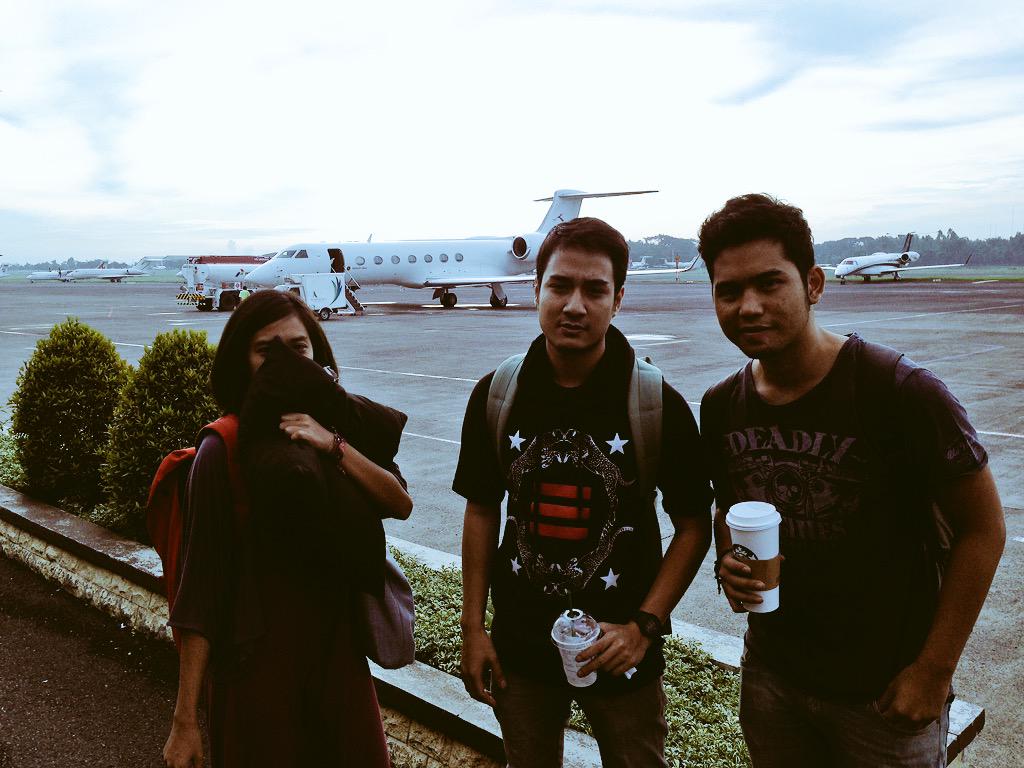 MidnightQuickie's tweet photo. Kita siap ke malang ! 💨🚀✨ cc: @SmoothCafe_MLG @RadioKencana http://t.co/si23r23fnX