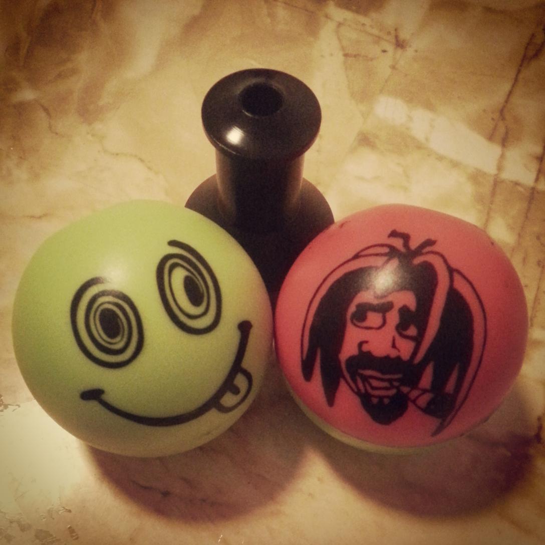 herbystwist's tweet photo. #bobmarley and #wackyhappy hanging out! http://t.co/Nbx5qmh9hK
