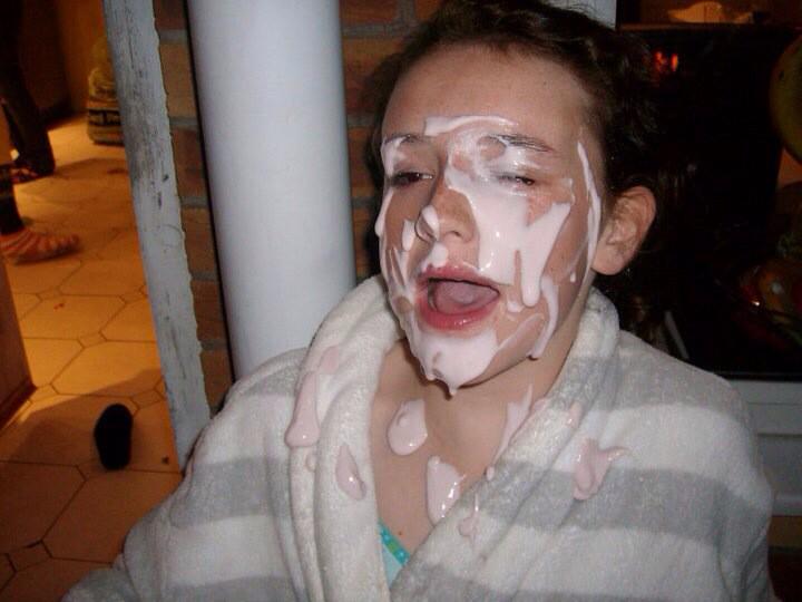 wmegson02's tweet image. Hectic @liv0hirst  @fayecowdell #messynight