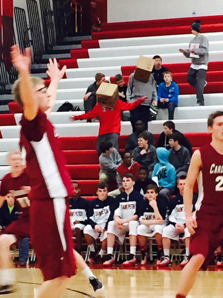 joneshayley22's tweet photo. @dmadsenn #boxadventures #withmynewboxfriend http://t.co/3gzWzZAlHo
