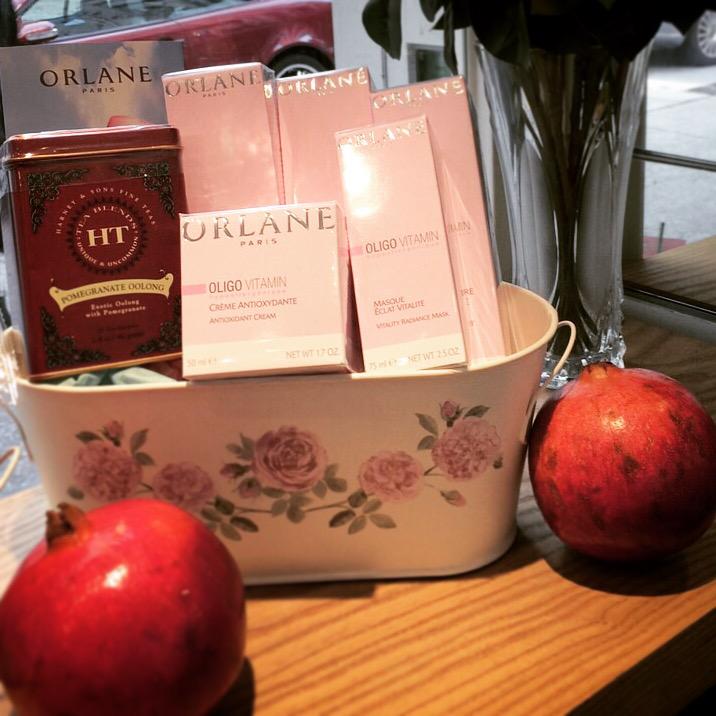 stylesfeed's tweet photo. @Orlane_Paris Oligo Vitamin Program,
Let your skin glowing with vitality and radiance 💆💁✨
#beaté http://t.co/zh6medBw1G