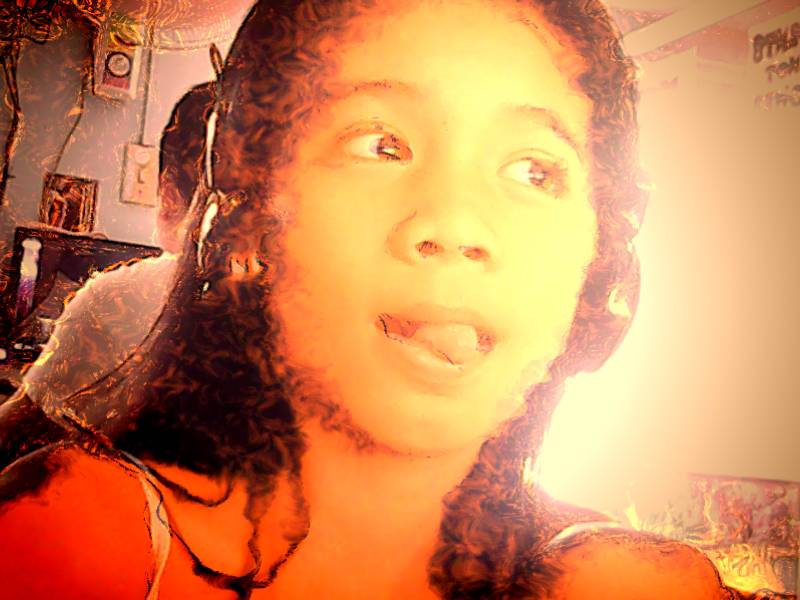 JayanQue's tweet photo. ganda #webcamtoy http://t.co/KhSj2oZtQW