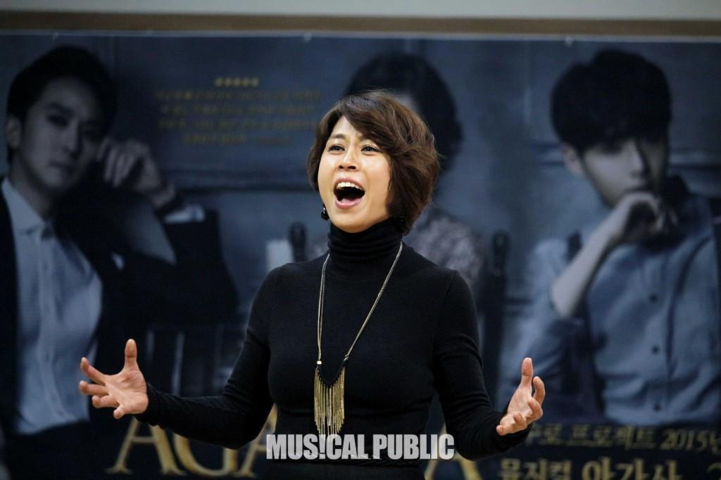 [현장스케치]
뮤지컬 <아가사> 연습현장
-더욱 탄탄하고 화려해진 무대
(최정원 이혜경 강필석 김재범 윤형렬 박한근 주종혁 정원영 려욱 외)
musicalpublic.com/issue210/