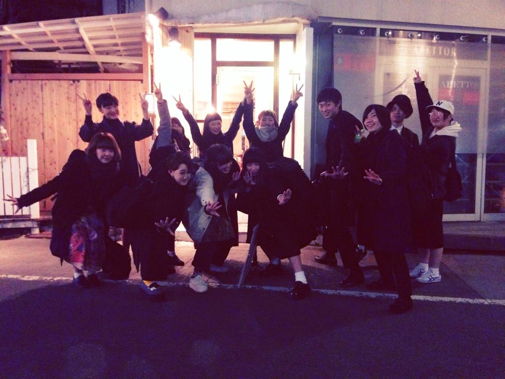 alsys_jp's tweet photo. 1/29 全体mtg行いました！これなかった人もいたけれど、たくさん集まりました。個性ありすぎるけれど、まとまりすぎてるALSYSでした。ww #ALSYS #服飾 #原宿 http://t.co/Q19bD7jgJH