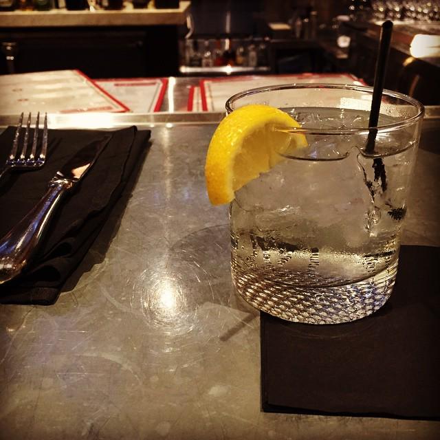 layoverlife's tweet image. Can I go home now? #layover #phoenix #anotherhour #wheresmyfood #zincbrasserie by blond_go… ift.tt/1tBy5bJ