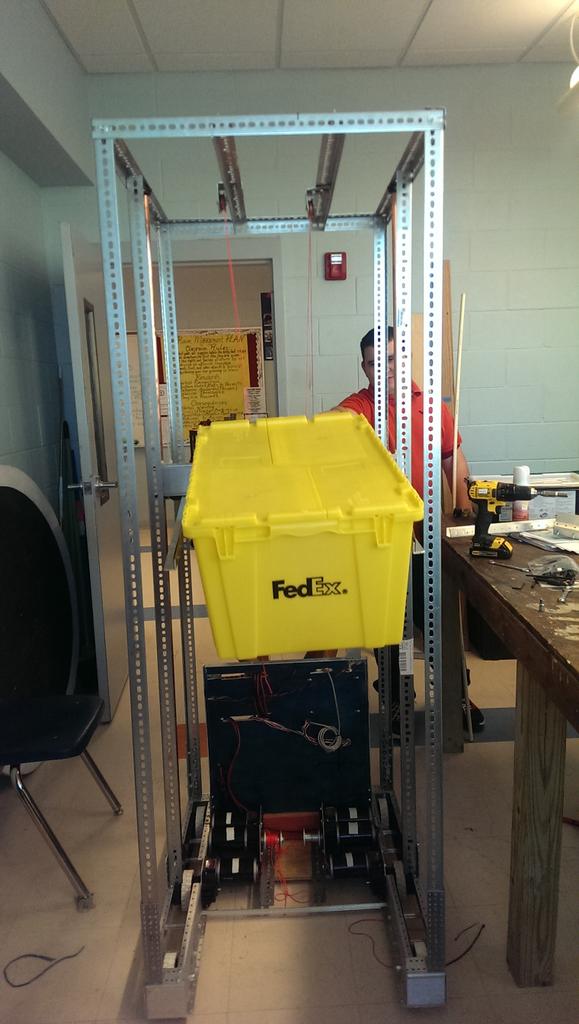 Robot picking up Tote!