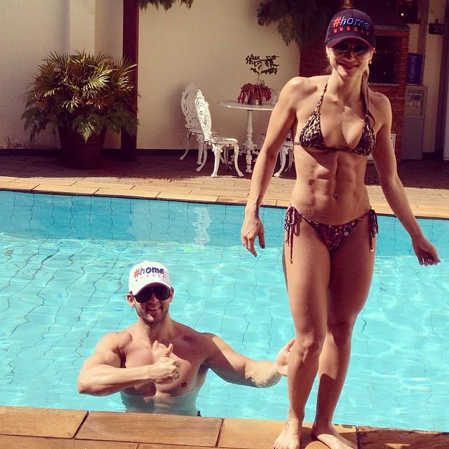 Buffyshots's tweet photo. @andrade_laysinha: Solzinho com meu lindo @nicholasazenha 💛☀️@home_muscle #sun #homemuscle #casalfitness #hardcorel… http://t.co/jUtvHUbgnM