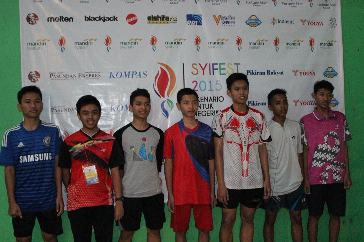 officialsyifest's tweet photo. ini dia atlet badminton yang masuk 8 besar... :D #SYIFEST2015 #SYIFESTBOYS @ShidiqFebrianto @jodigobel_ http://t.co/npxmZtv2cL