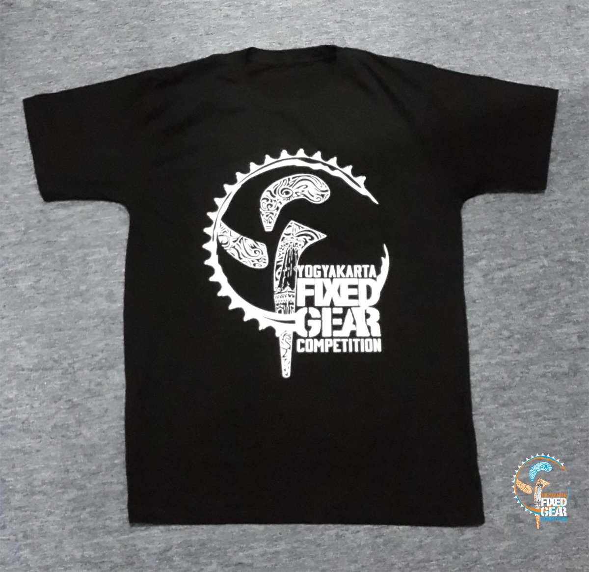 FixedKaskusYK's tweet photo. We have Official Tshirt #fixedcompetition2015, only 80k you can grab it..
Info: 085713066212/085742005590 #fnfjb http://t.co/EWrEbn7m1J