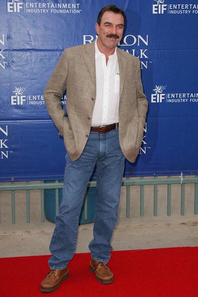 I wanna wish a happy 70th birthday 2 Tom Selleck I hope he has a great day with his family & friends 
