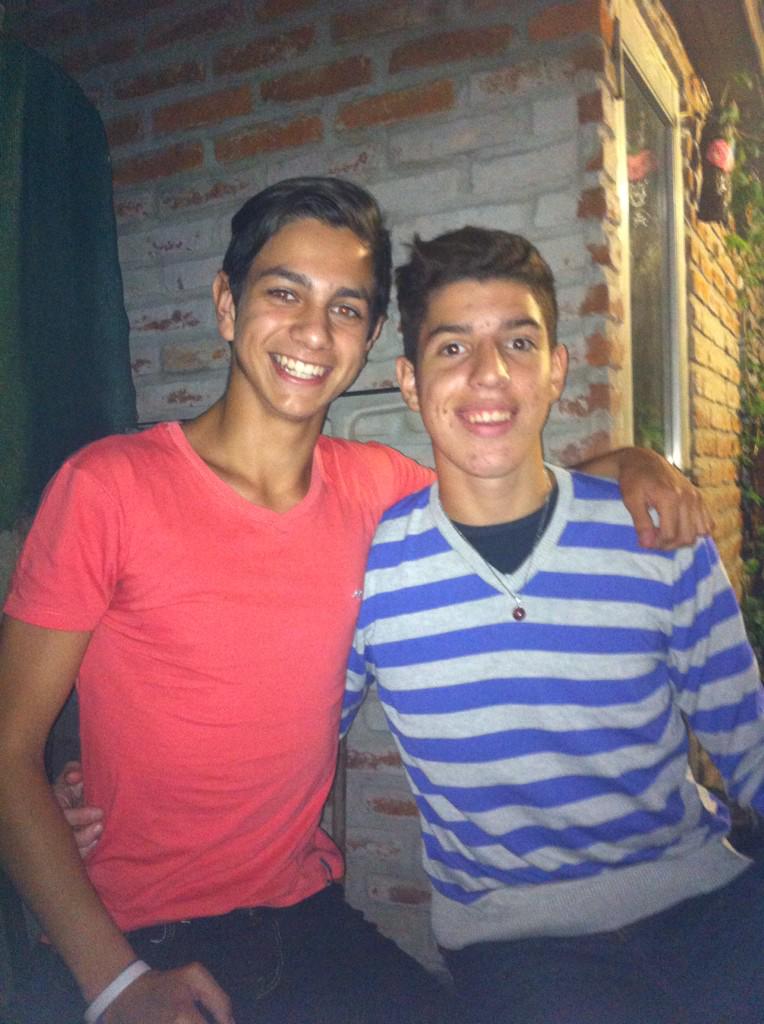 SantiiSoler's tweet photo. Te amo amigo #colorau #LDS http://t.co/zt35GHwfyU
