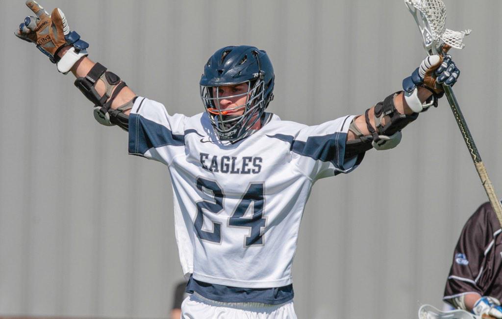 UMW_Lax's tweet image. Senior attackman Greg Smith loves 6am fitness sessions thiiiiiiiiiissssss much #6amRun