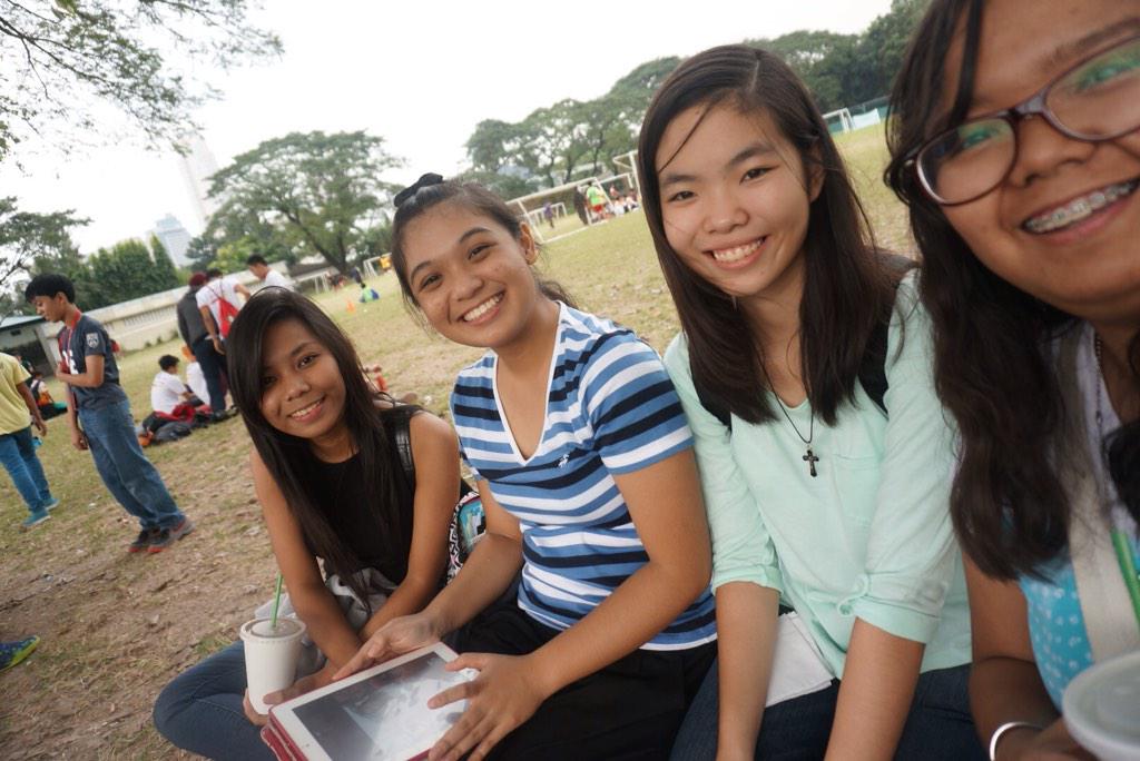 CHAronaVirus's tweet photo. Yey! #csafair @Patchoooy @Ranncceee @banANNAcue http://t.co/z9yXiJymKp