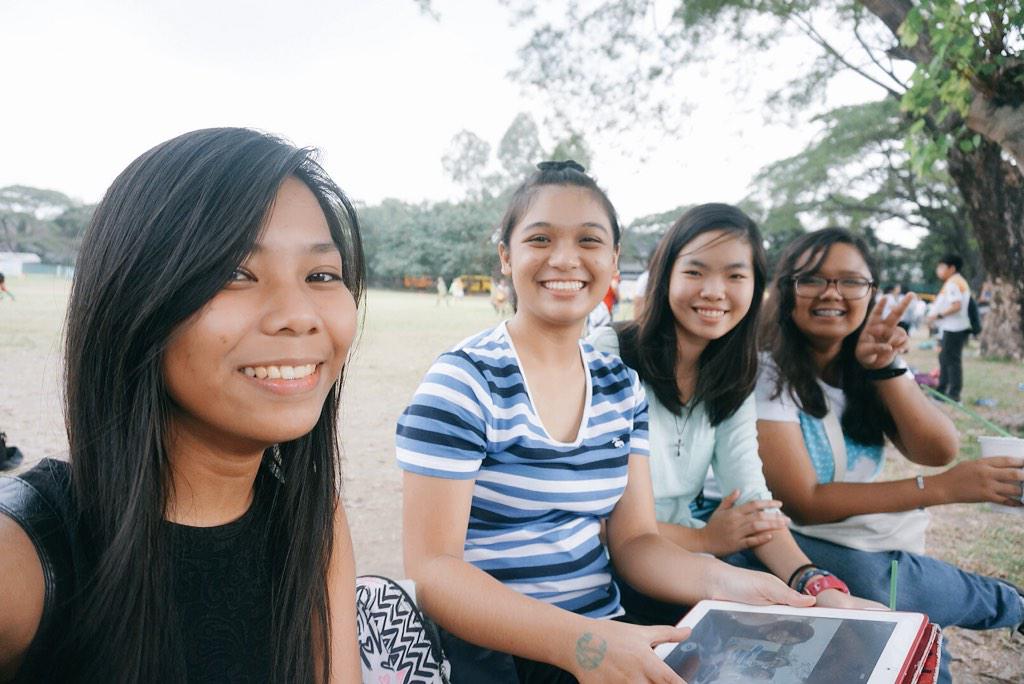 CHAronaVirus's tweet photo. Yey! #csafair @Patchoooy @Ranncceee @banANNAcue http://t.co/z9yXiJymKp