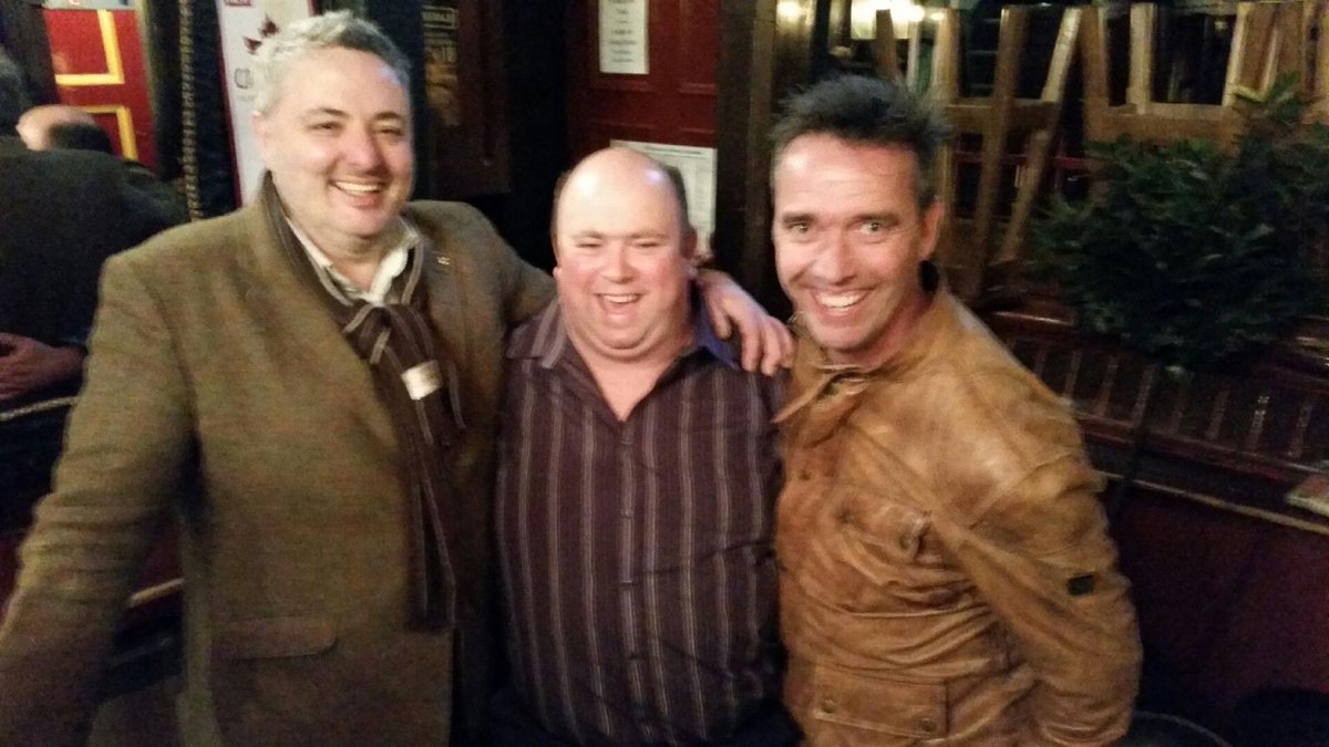 ShellfishDLM's tweet image. Celebrity chefs Richard Corrigan and Kevin Dundon supporting Shellfish Ireland in Cork last night! #shellfishireland