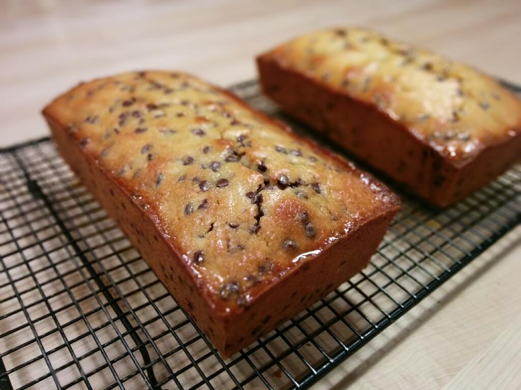 MichaelGSeattle's tweet photo. Hey #smeeps - prepare yourselves for orange chocolate chip cake. Coming soon to a @simplymeasured office near you. http://t.co/ovNcX6oDis