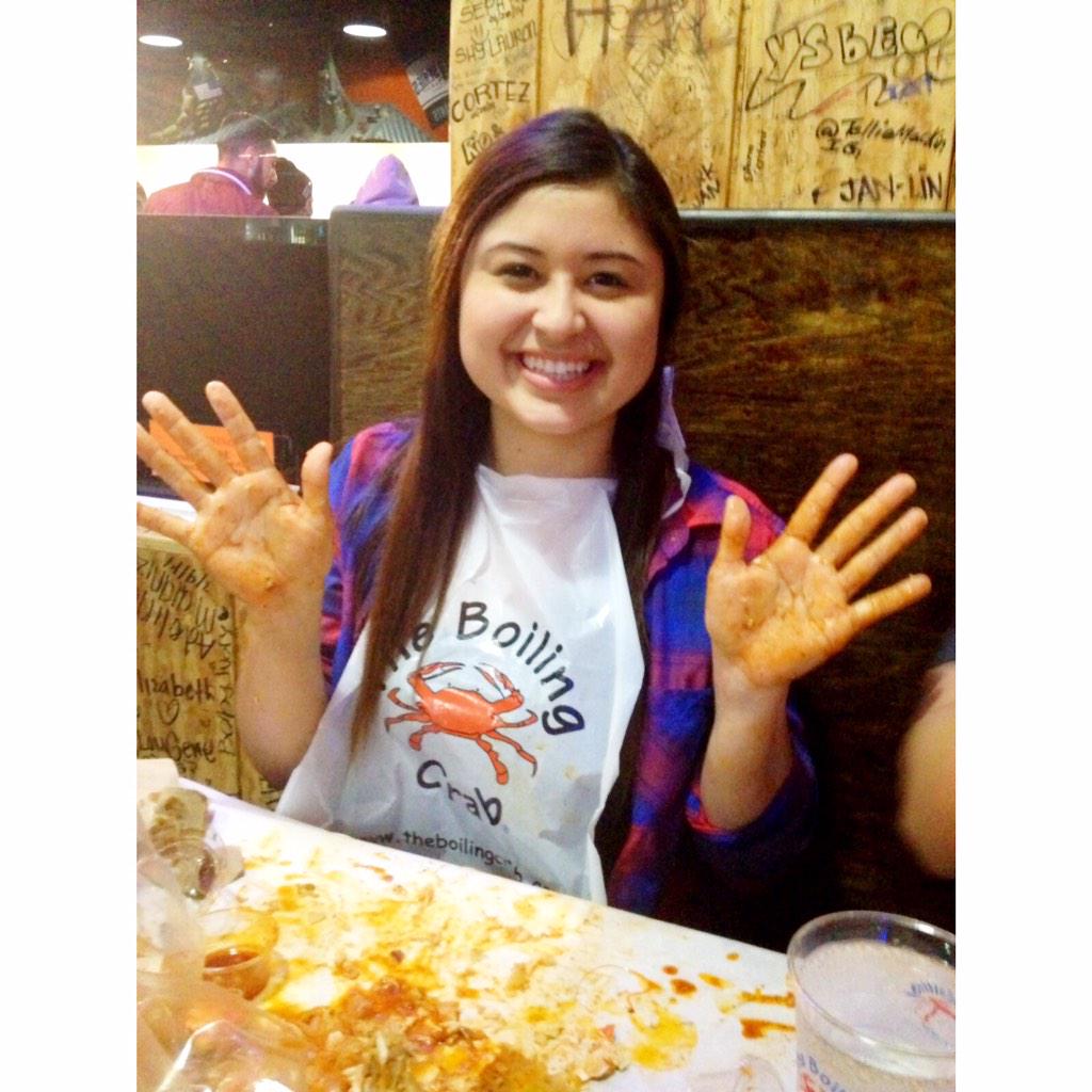 krisss_joyyy's tweet photo. BD selfie?👑 #BDdinner #chink #sweet17¿? http://t.co/GaDIChOqnR