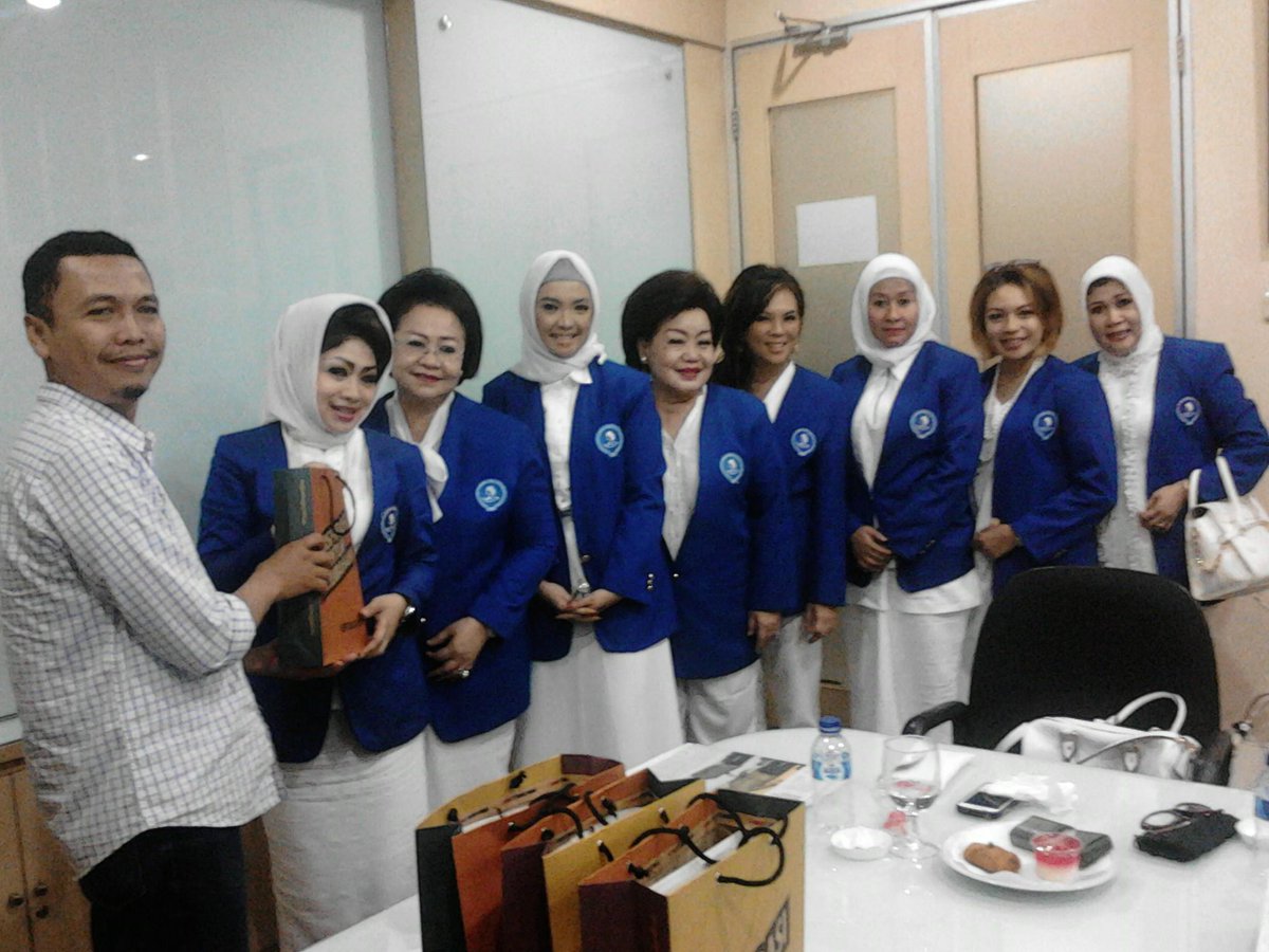 Terimakasih atas kunjungan <a href="/ikataniwapi/">iwapi</a> dengan diskusinya yang sangat menarik dan informatif ttg kondisi UKM saat ini