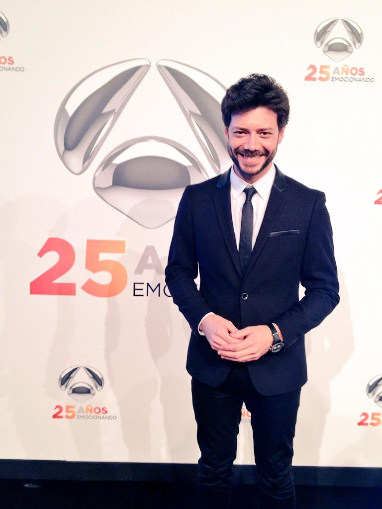AlvaroMorte's tweet image. Gracias @antena3com por una noche genial. Y mil gracias por el acierto @doregoandnovoa Christian, Ainhoa y Eduardo 🙌