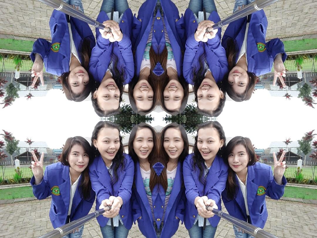 novitatorondek's tweet photo. #latepost 
@oliviahonarto @NovlitaJasika http://t.co/IwXiflzSoF