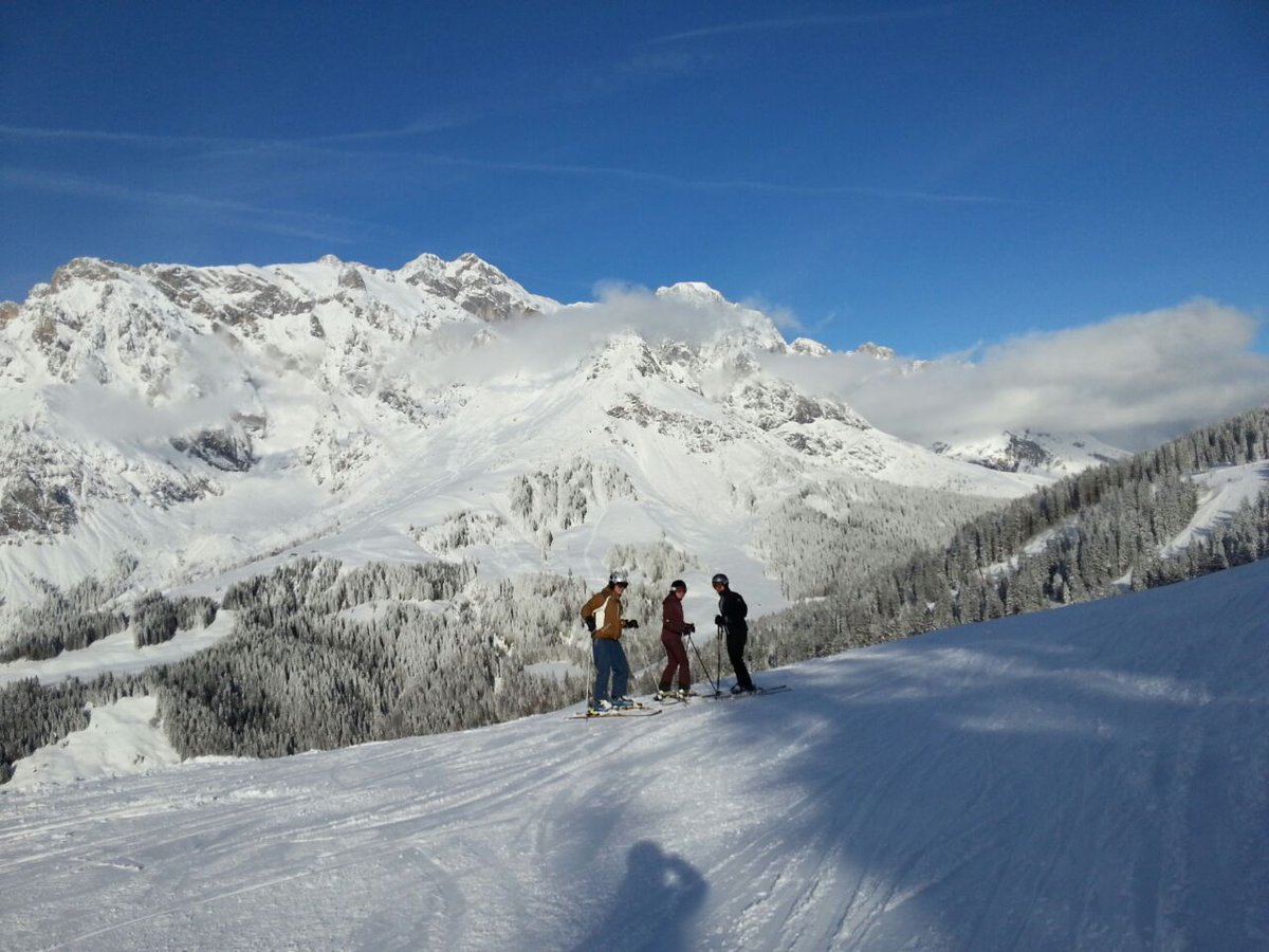 Skiing in Austria with my wonderful sisters