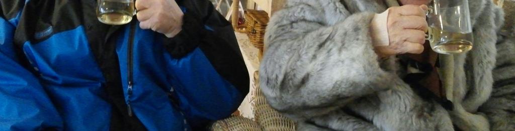 @ohsoon8590
넵 보람된 하루였습니다!!!
부모님 모시고
한정식에서 한우불고기!!!
허브찻집에서 따끈한 허브차!!!
콧구멍에 바람쐬는 드라이브치료!!!
오늘 일기 끝....
🌙⭐♥