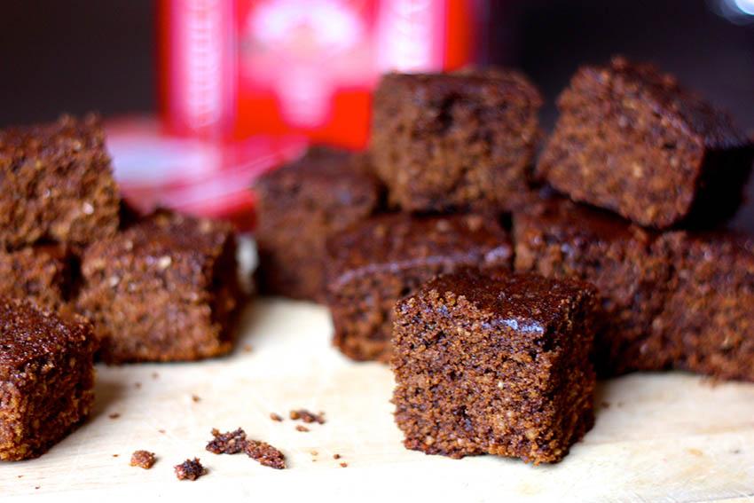 pippabakes's tweet photo. You're going to want this with your cuppa this weekend http://t.co/4fGJjOntI9 http://t.co/tK5zlgX7wQ