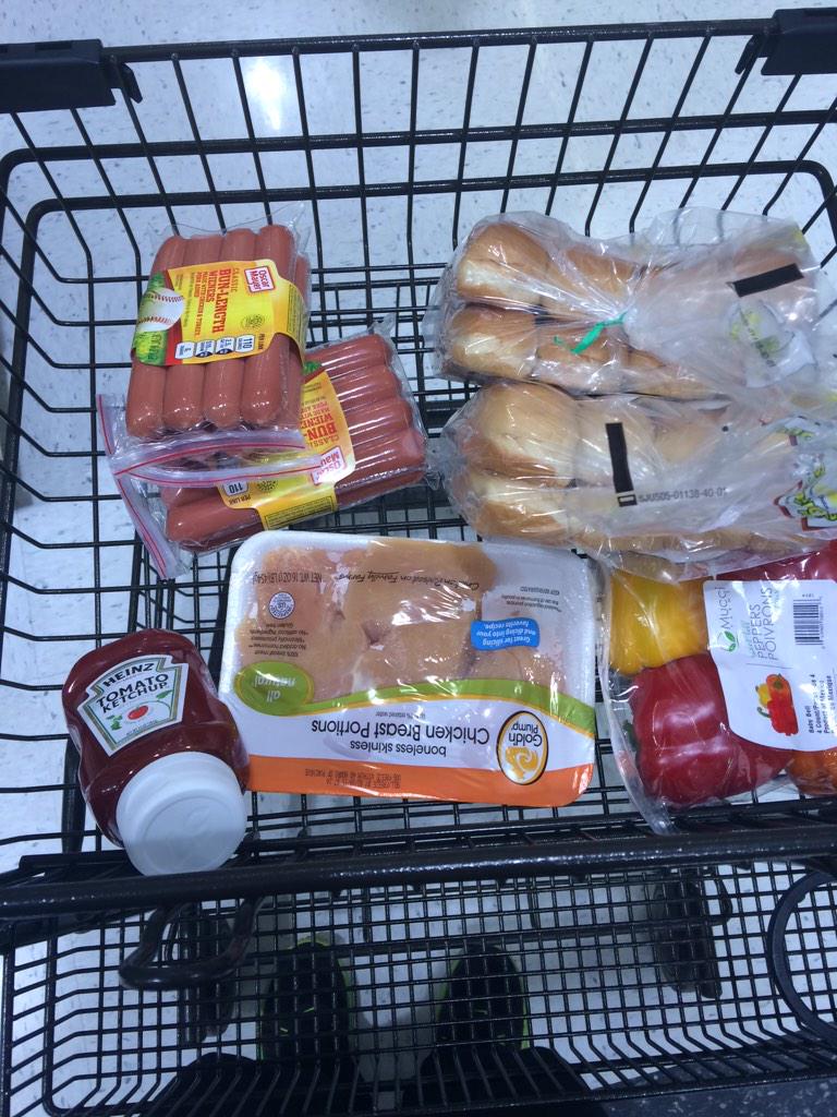 EastXCSkiTeam's tweet image. When the managers buy the meat #fuelforthewin