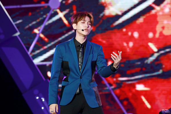 knockknock0408's tweet photo. 141226, 150115, 150116 BAEKHYUN cr.봄날, 햇살 그리고 너
http://t.co/M07meXw26H
http://t.co/yNjPkEz2h6
http://t.co/eLWRm4IX61 http://t.co/lf53pCgk3m