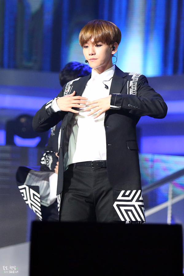 knockknock0408's tweet photo. 141226, 150115, 150116 BAEKHYUN cr.봄날, 햇살 그리고 너
http://t.co/M07meXw26H
http://t.co/yNjPkEz2h6
http://t.co/eLWRm4IX61 http://t.co/lf53pCgk3m