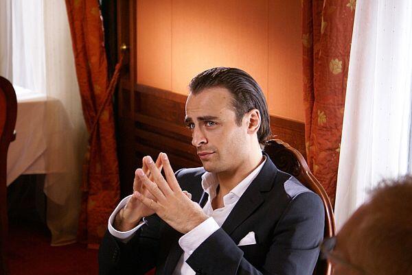 Happy 34th Birthday to Dimitar Berbatov.

What a man! 