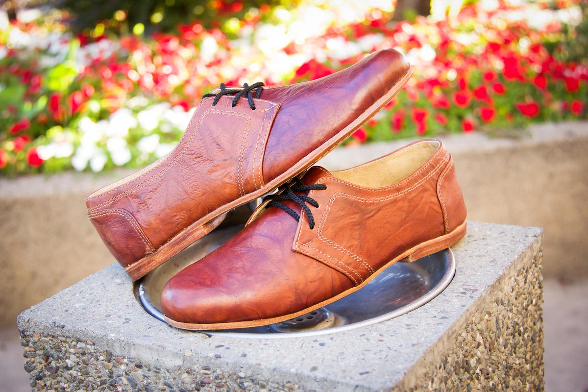 tuanishoes's tweet photo. Almost half way to our goal! Check out the shoes http://t.co/7Rqn9KqZLL @BestKickstarter #menstyle #Kickstarter http://t.co/Rwfd5CBPtM