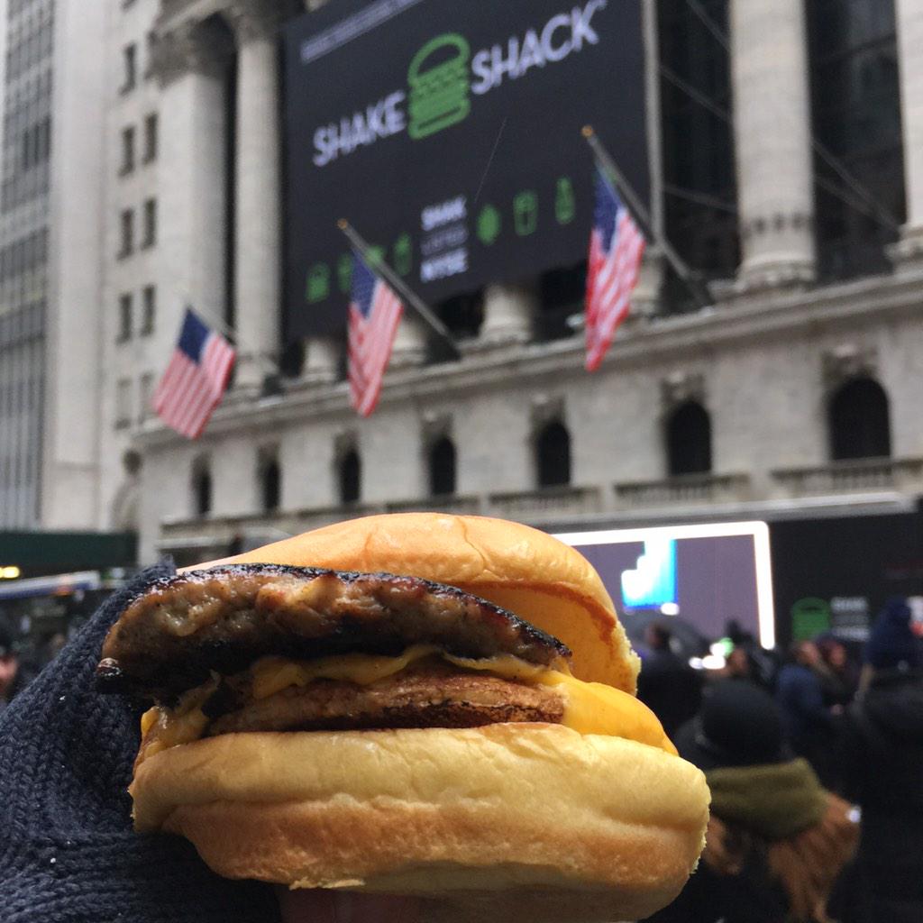 JackieSayet's tweet photo. @k_sayet and the #newyorkshackexchange @nyse @shakeshack #IPO #2x #gobrogo #BreakfastofChampions #NYClife http://t.co/Vz98c4FNYP