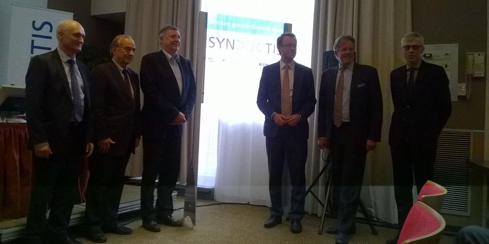 Synductis's tweet photo. Proximus versterkt samenwerkingsverband Synductis 
http://t.co/xQQHKvvEzC http://t.co/LsSzDYbmfA