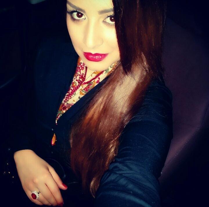 سارة فرح على تويتر Http T Co Clro087bcv