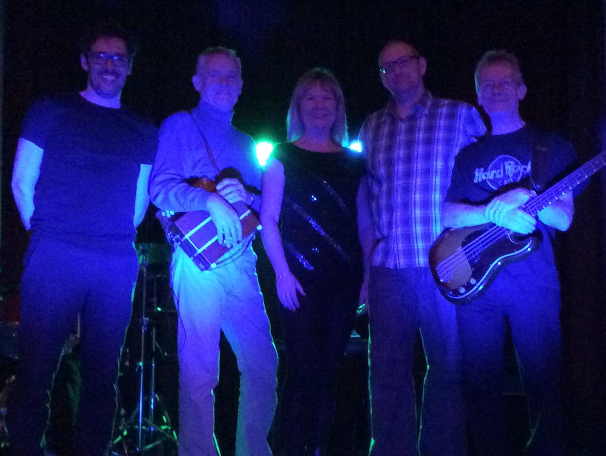 BarnDancing's tweet image. Phoenix had a great time at the America's Hall, Pinhoe on Saturday! Happy Birthday to Martyn Goss!