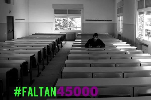 twitCADUS's tweet photo. El anterior decretazo de @educaciongob, expulsó de la #UniversidadPública a 45.000 compañeros. #StopTasas #NoAl3mas2. http://t.co/gPXZKyZKkb