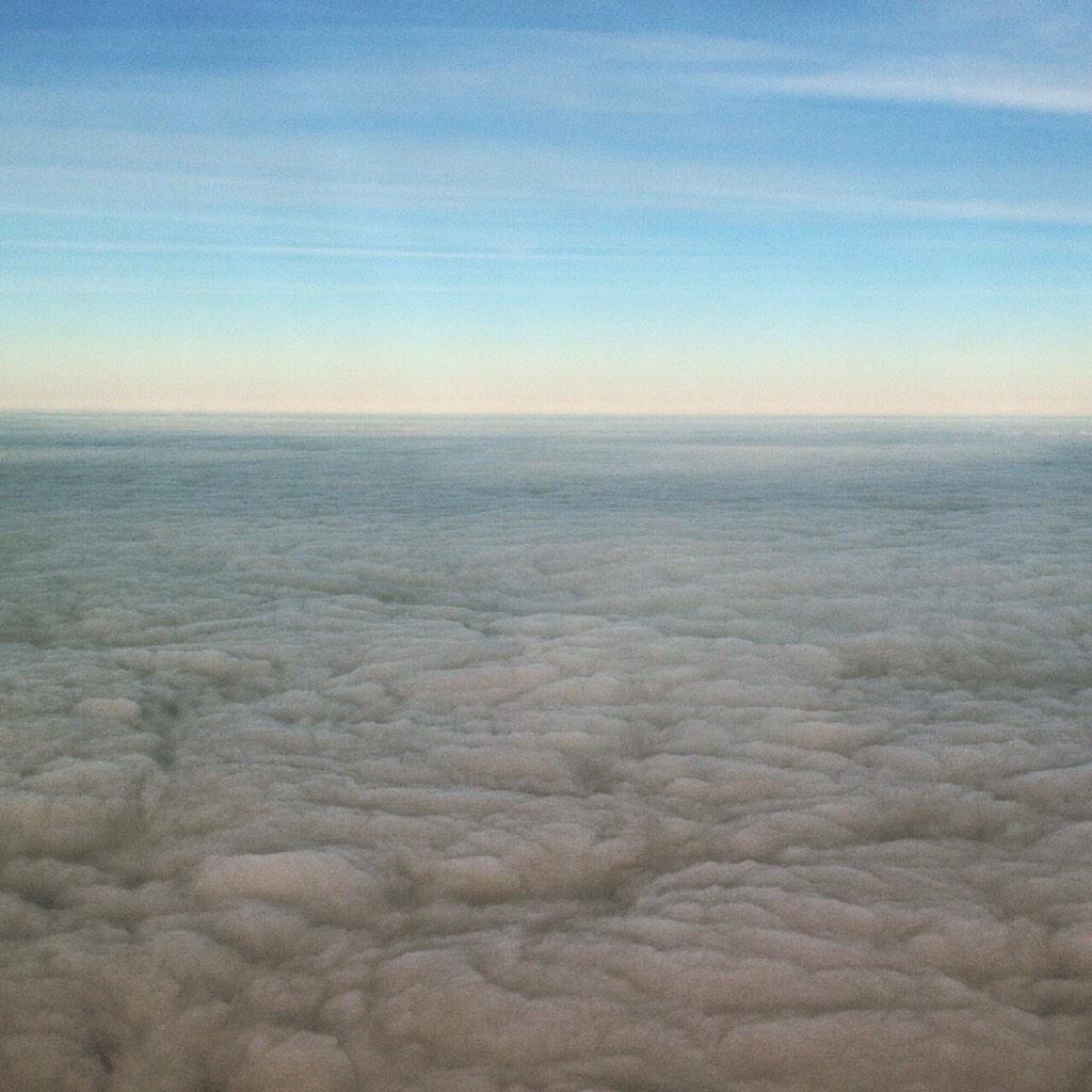 UCapolupo's tweet photo. #travel #italianiallestero #mywork #documentary #fanpage #sempreinvolo @fanpage #flyday #picoftheday http://t.co/UnoPzxflPm