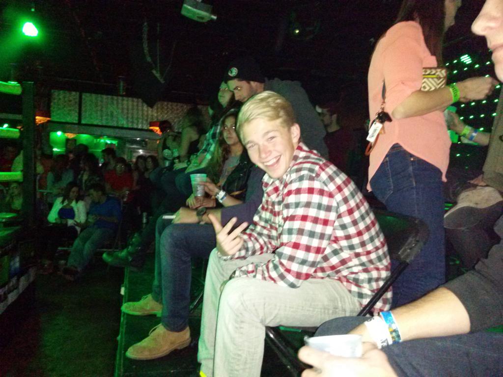 SideBarTheatre's tweet photo. Sidebar last night http://t.co/GjAaL2iaOt