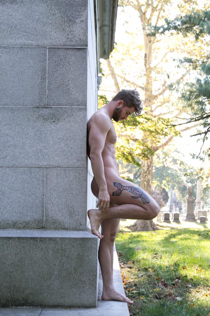 LegFanMan's tweet photo. #LookingDamnGood http://t.co/JgQDQRCIUP