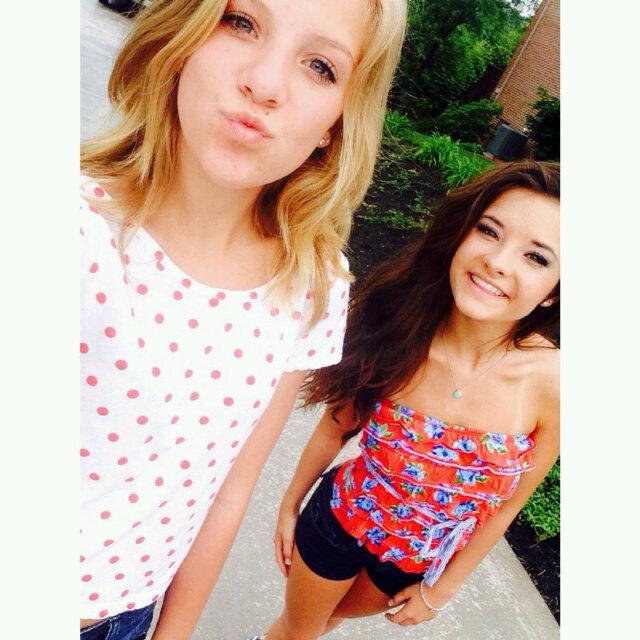 Happy birthday brooke hyland you\re the best and you spend your Birthday maybe you\re the maximum 